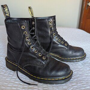Dr Martens Horween 1460 - Made in England - size 7 Womens'